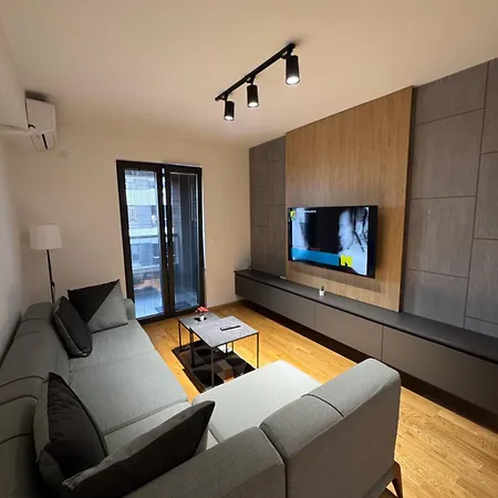 Prime Luxe Apartment *