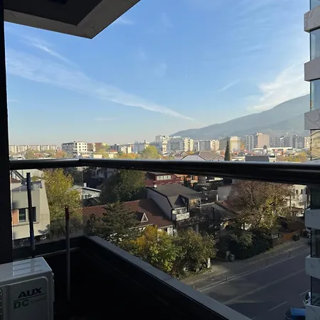 Prime Luxe Apartment